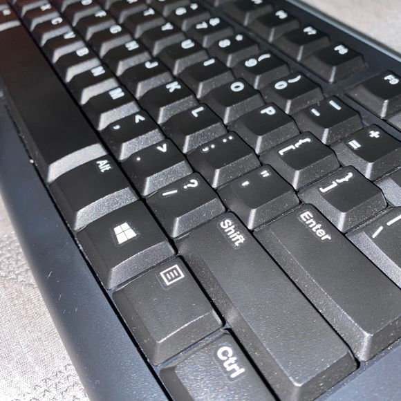 Logitech Keyboard and Mouse - Picture 3 of 5